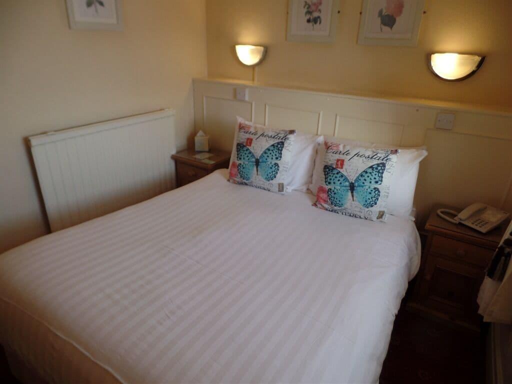 The Dodington Lodge Hotel Whitchurch  Bagian luar foto