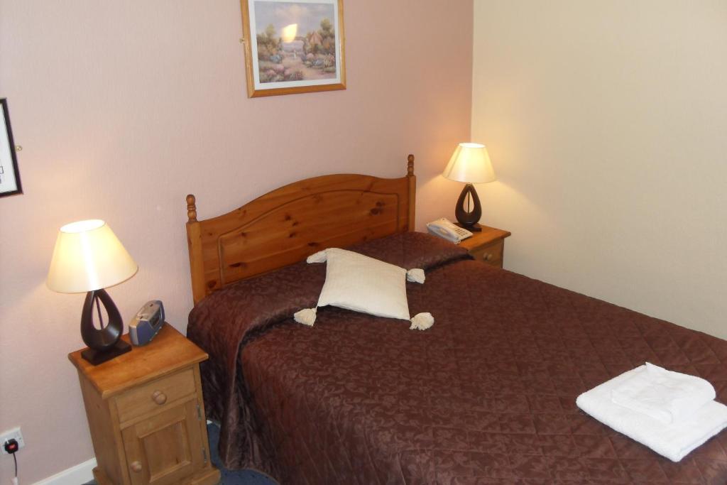 The Dodington Lodge Hotel Whitchurch  Bagian luar foto